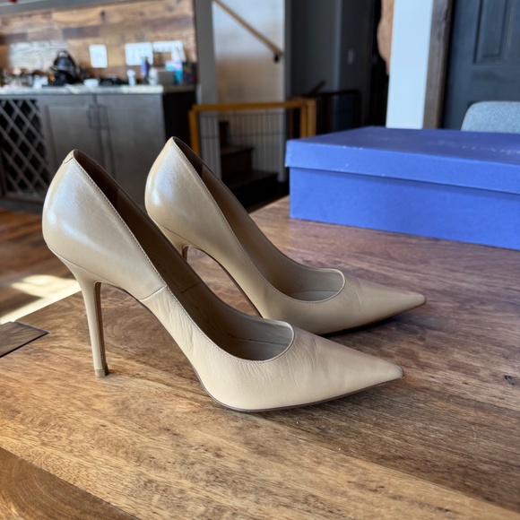 Jimmy Choo Nude Pump (39) - Picture 3 of 5